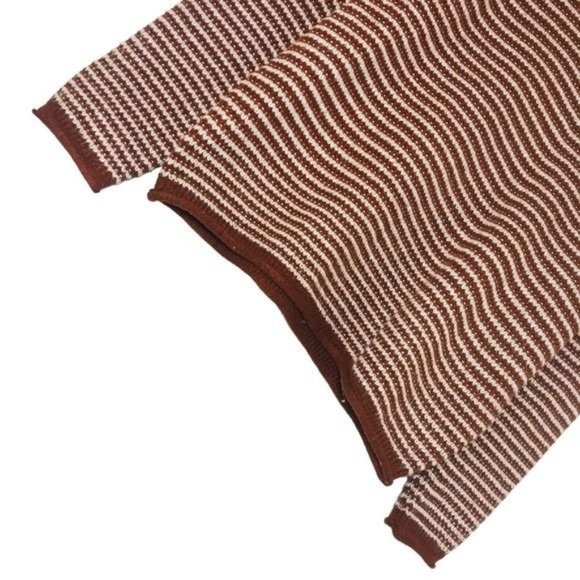 DAY & AGE Contrasting Knit Pullover Sweater in Rust Brown Stripe Size Small NWOT - Picture 3 of 7